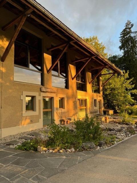 ラショー・ド・フォン La Ferme Des Aretes Bed & Breakfast エクステリア 写真